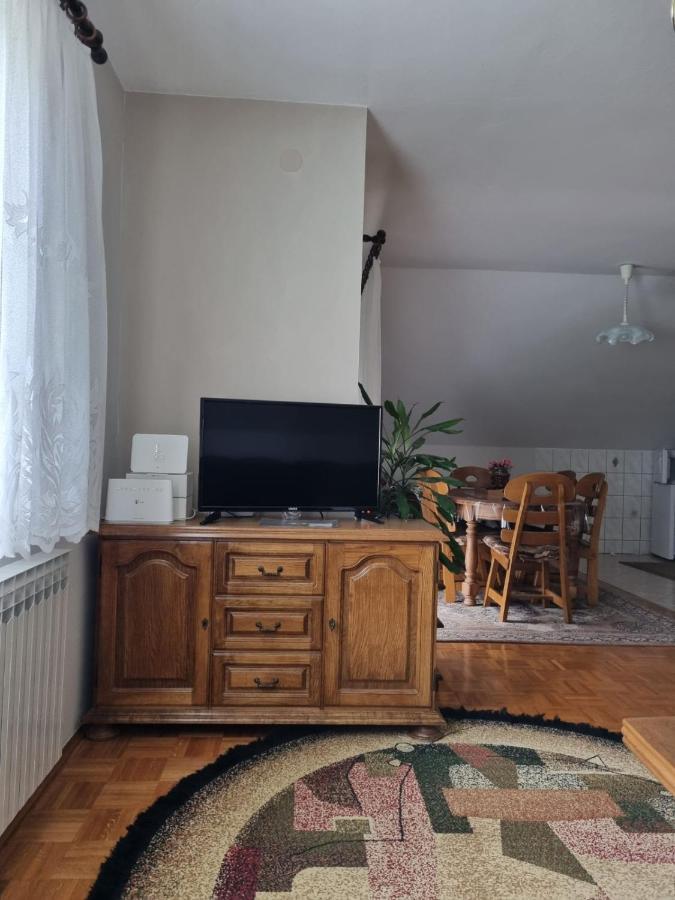 Apartamento Apartman Dubravcic Otočac Exterior foto